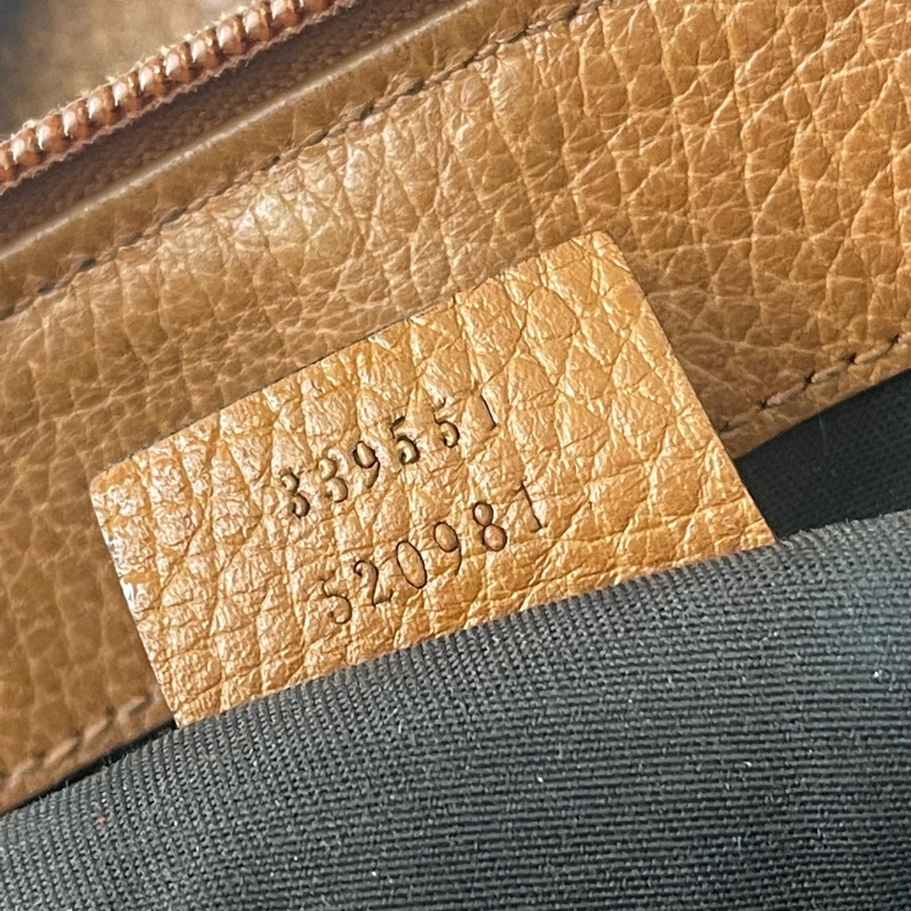 Gucci Leather GG Charm Tote Bag - Picture 7 of 16